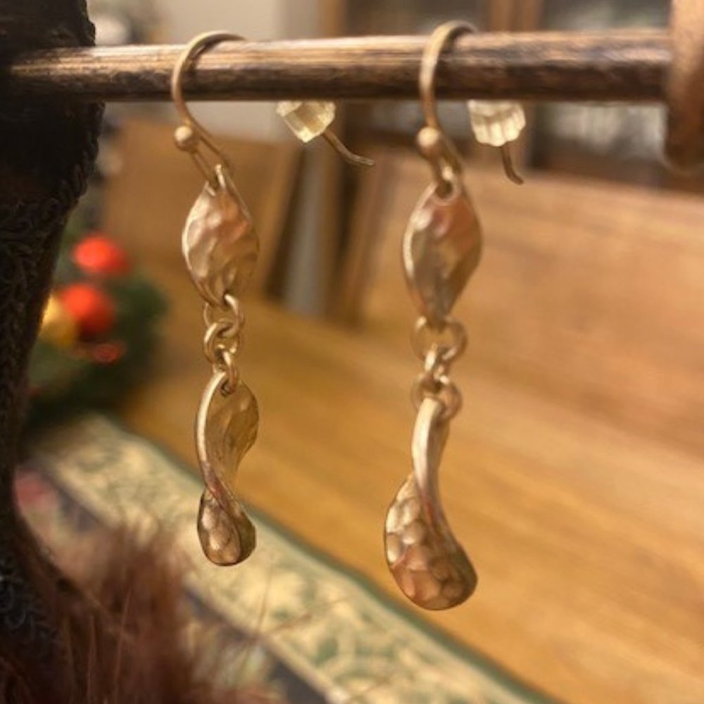Lia Sophia “TRYST” Matte Gold Dangle Earrings - Picture 2 of 5
